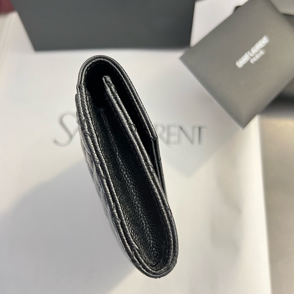 Auth YSL Wallet • Yves Saint Laurent Flap Wallet in Black Leather Authentic - Picture 5 of 14
